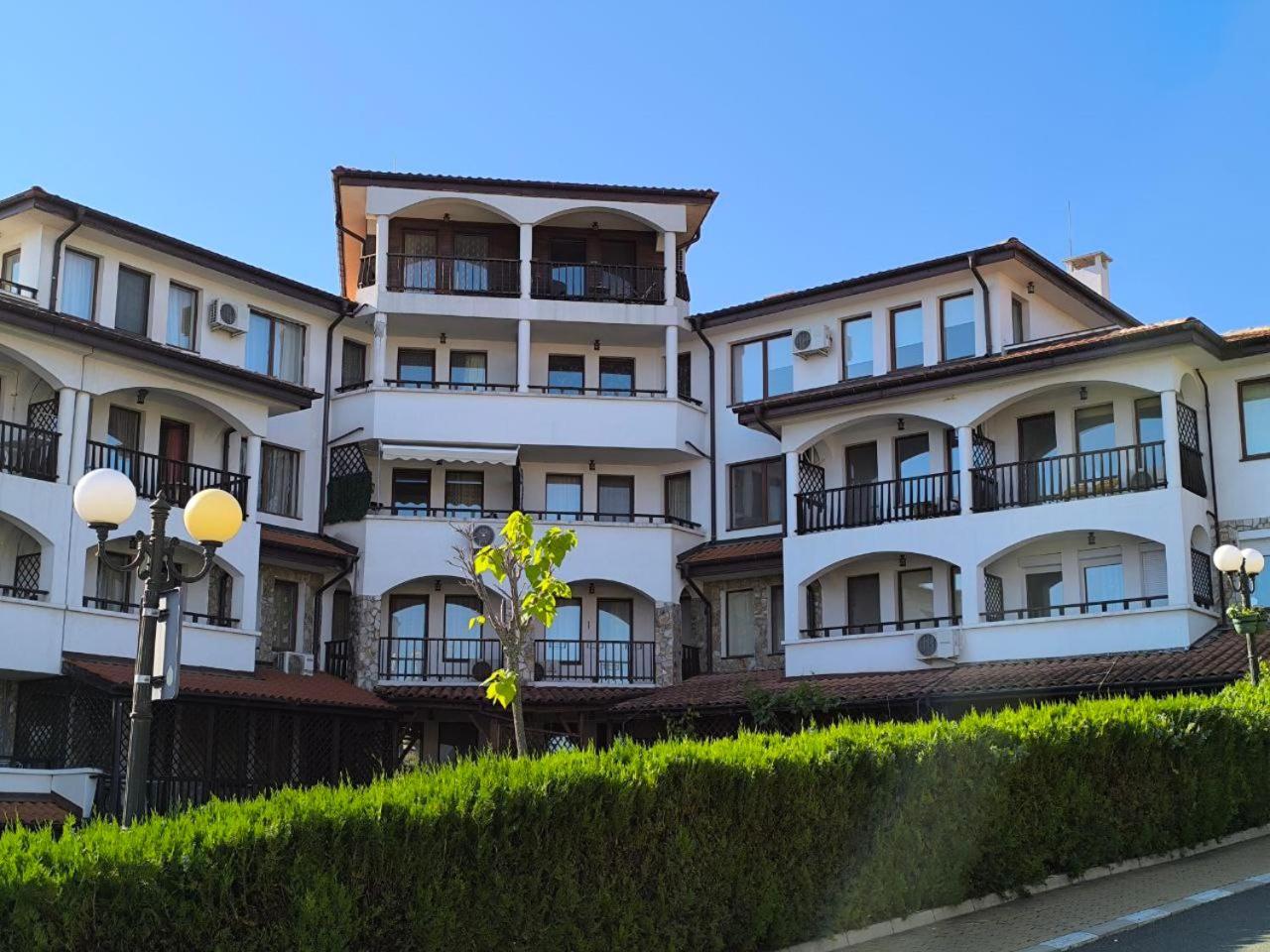 Dom-El Real Apartments 3 - Sveti Vlas Buitenkant foto